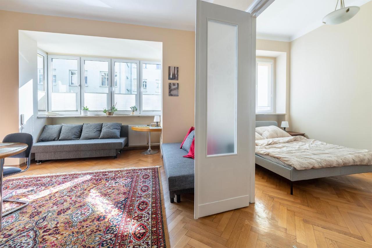 Lipowa Ii Cosy&central&freeparking Lodž